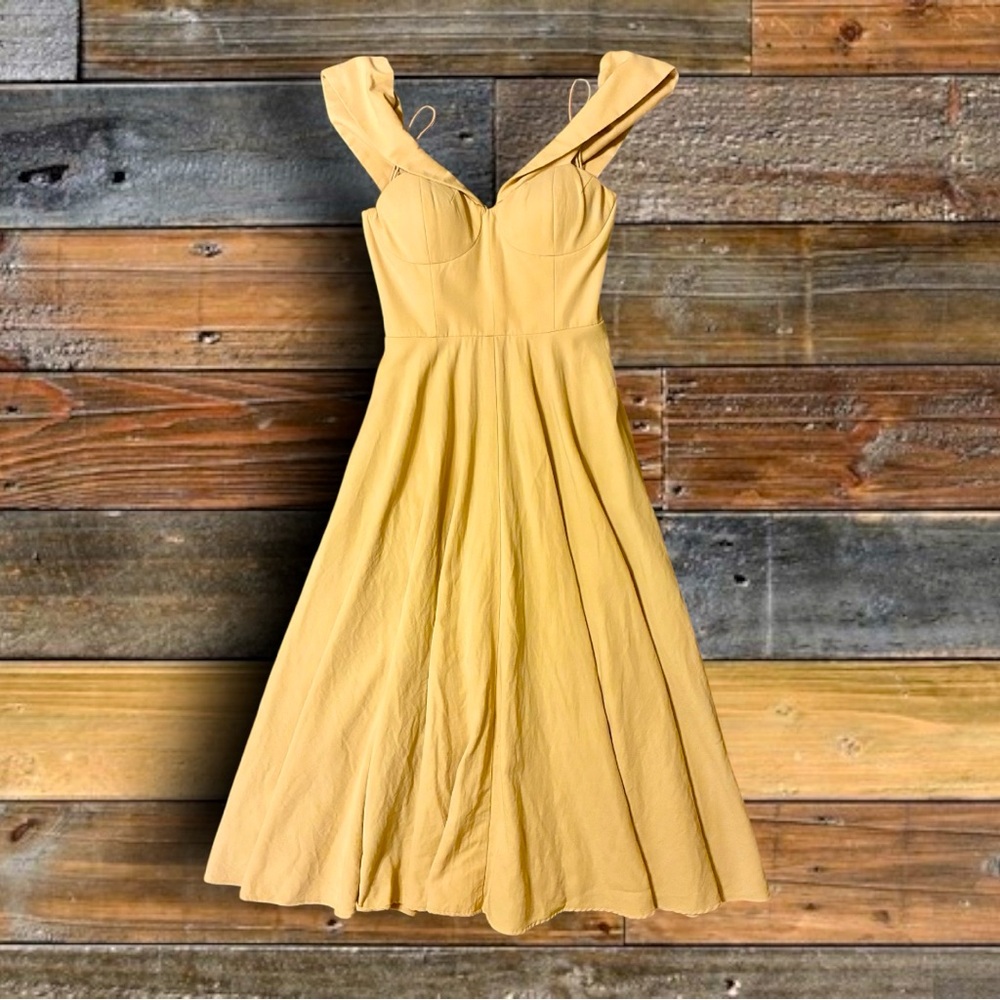 CO COLLECTIONS WOMEN’S DRESS- SIZE SMALL (2-4)